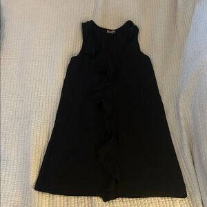 Like new dress with ruffle detail